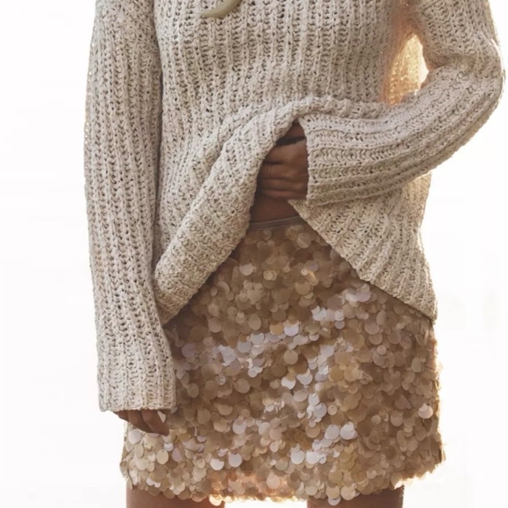 NWT | Zara Sequin Mini Skirt | blogger must have! Zara viral holiday party